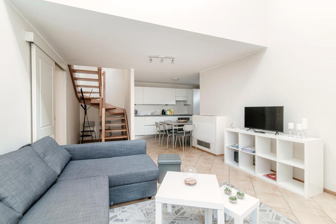 Sky Attic 72 - The House Of Travelers Apartment Como Exterior photo